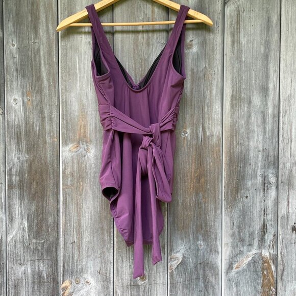 Land's End Women's Side-Tie V-Neck Wrap Eggplant One-Piece Swimsuit with Bra 12 - Picture 3 of 11